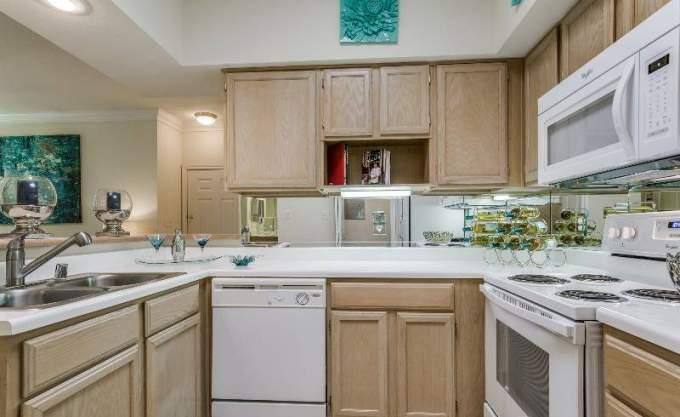 Apartment for rent at 1400 El Camino Village Dr, Houston, TX 77058