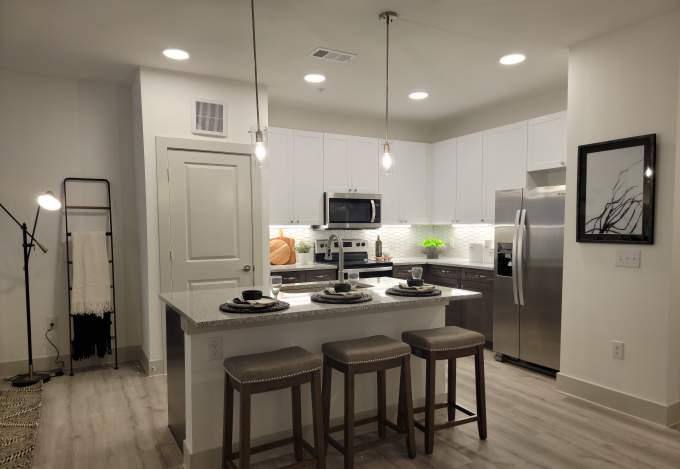 708 E Cypresswood Dr, Spring, TX 77373 - Apartment for Rent - Image 3
