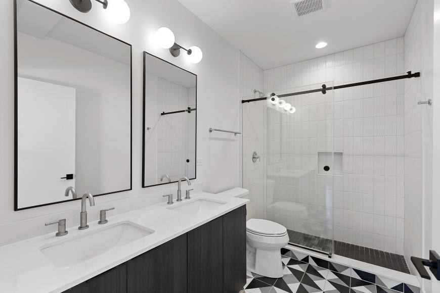Apartment for rent at 1801 W Grand Ave, Chicago, IL 60622