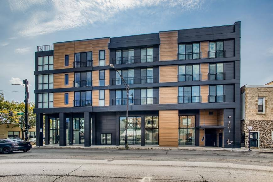 Apartment for rent at 1801 W Grand Ave, Chicago, IL 60622