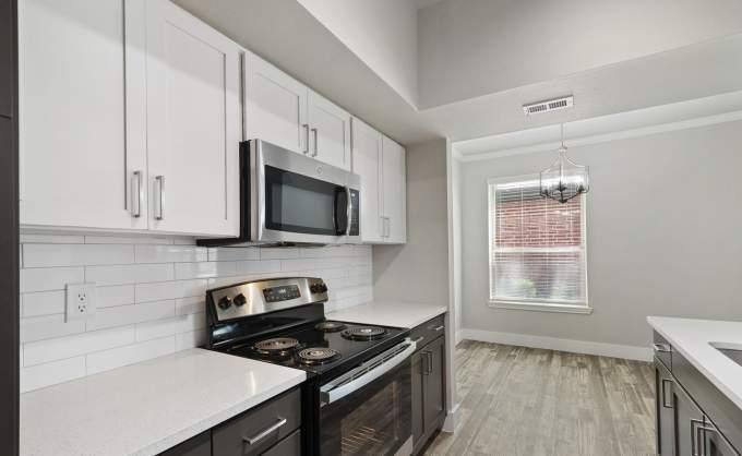Apartment for rent at 6969 Hollister Rd, Houston, TX 77040