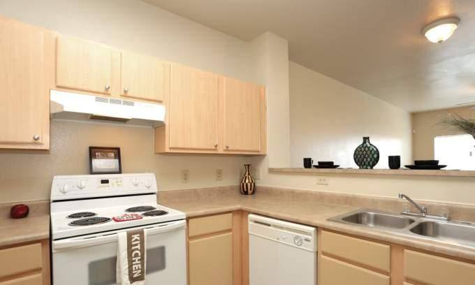 Apartment for rent at 11201 Veterans Memorial Dr, Houston, TX 77067