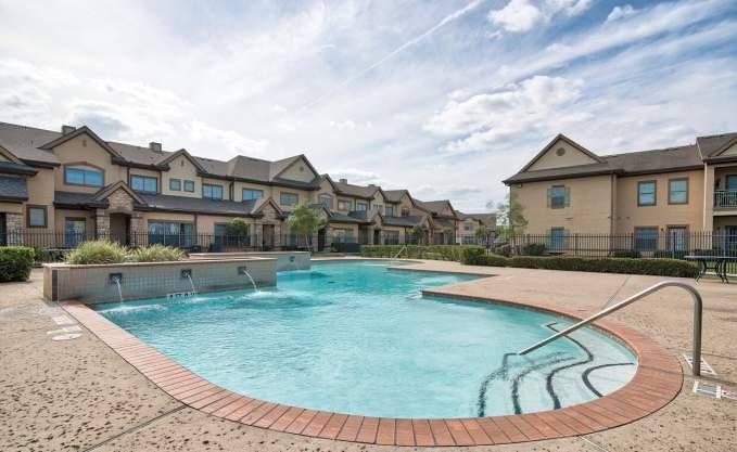 Apartment for rent at 11201 Veterans Memorial Dr, Houston, TX 77067
