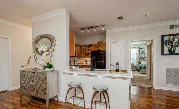 Apartment for rent at 6900 Lake Woodlands Dr, Spring, TX 77382