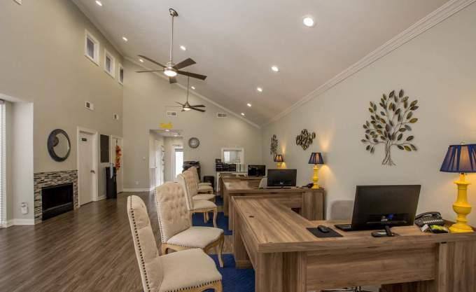 Apartment for rent at 700 W Plano Parkway, Plano, TX 75075