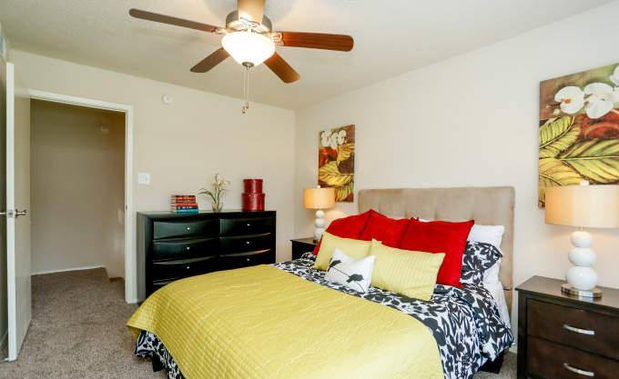 Apartment for rent at 4930 Sugar Grove Blvd, Stafford, TX 77477