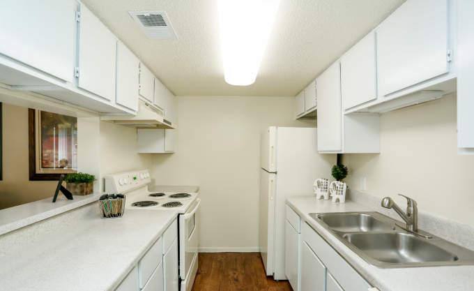 Apartment for rent at 4930 Sugar Grove Blvd, Stafford, TX 77477