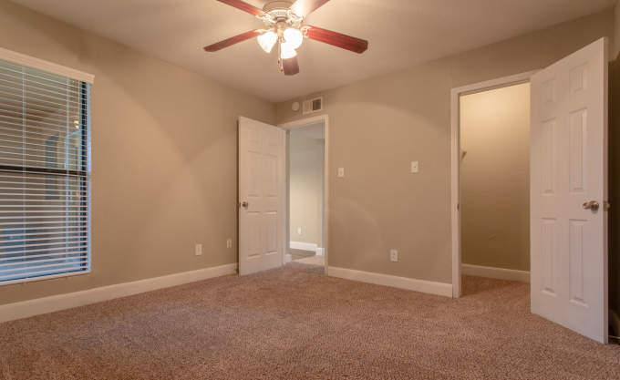 Apartment for rent at 10925 Briar Forest Dr, Houston, TX 77042