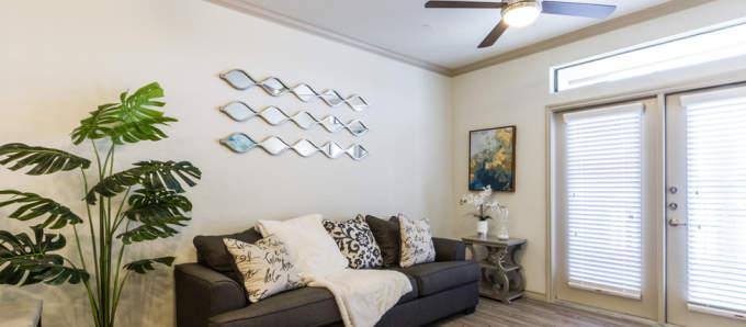 Apartment for rent at 13098 Westheimer Rd, Houston, TX 77077