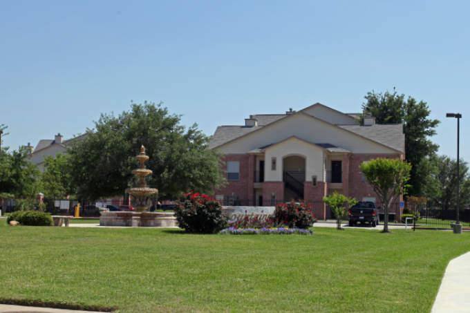 Apartment for rent at 1011 Village Square Dr, Tomball, TX 77375