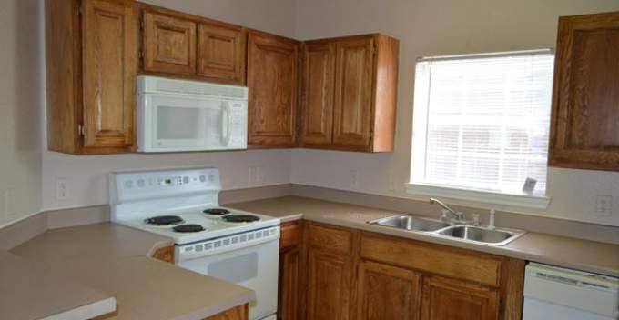 Apartment for rent at 2201 Sycamore School Rd, Fort Worth, TX 76134