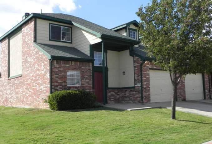 Apartment for rent at 2201 Sycamore School Rd, Fort Worth, TX 76134