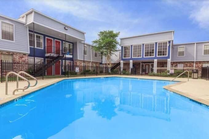 Apartment for rent at 123 Winkler Dr, Houston, TX 77087