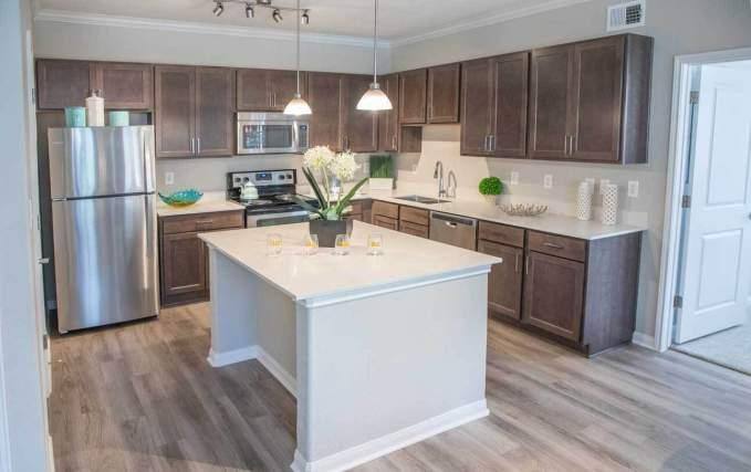 Apartment for rent at 9100 Westheimer Rd, Houston, TX 77063