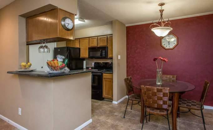 Apartment for rent at 291 Scarborough Dr, Conroe, TX 77304