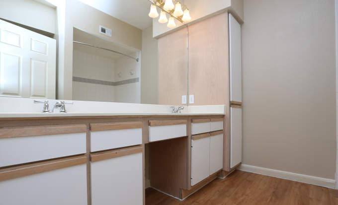 Apartment for rent at 2440 N Blvd #1047, Houston, TX 77098