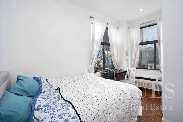 Apartment for rent at 230 E 124th St #3B, New York, NY 10035