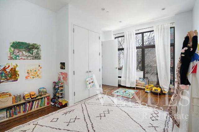 Apartment for rent at 230 E 124th St #3B, New York, NY 10035