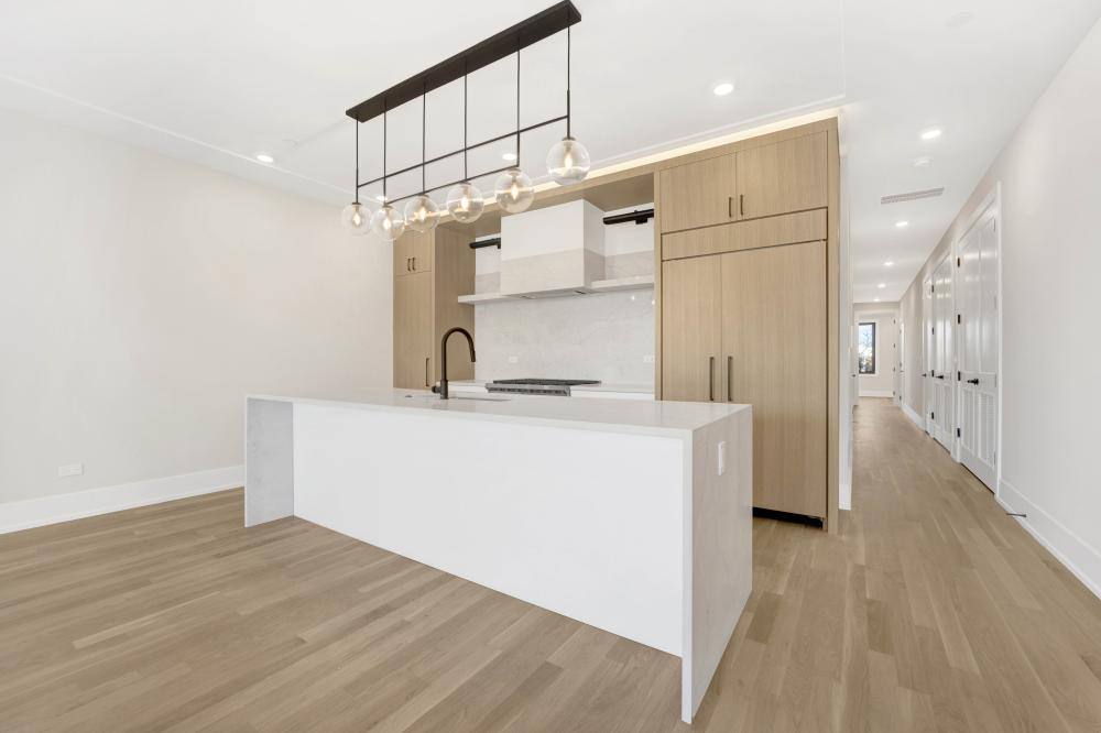 Apartment for rent at 3352 N Ashland Ave #2S, Chicago, IL 60657