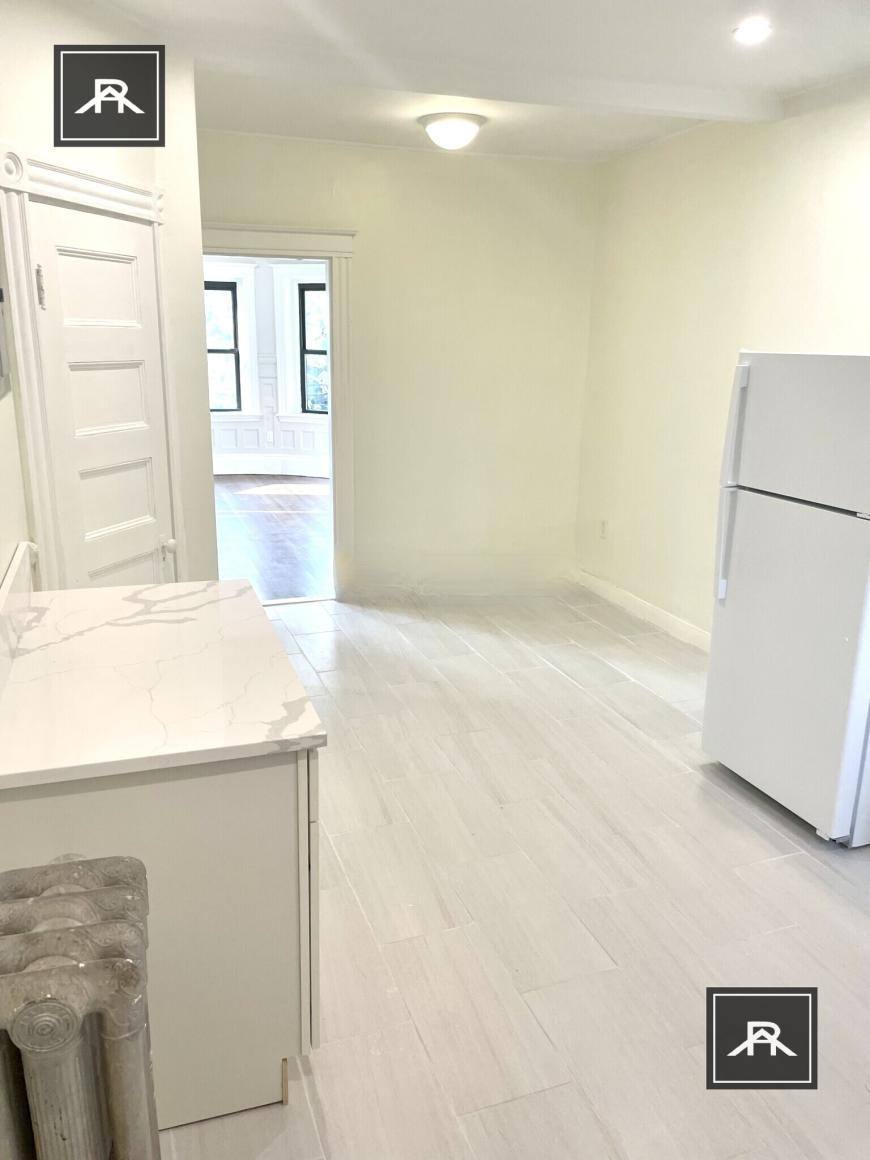 Apartment for rent at 1855 Beacon St #2, Brookline, MA 02445