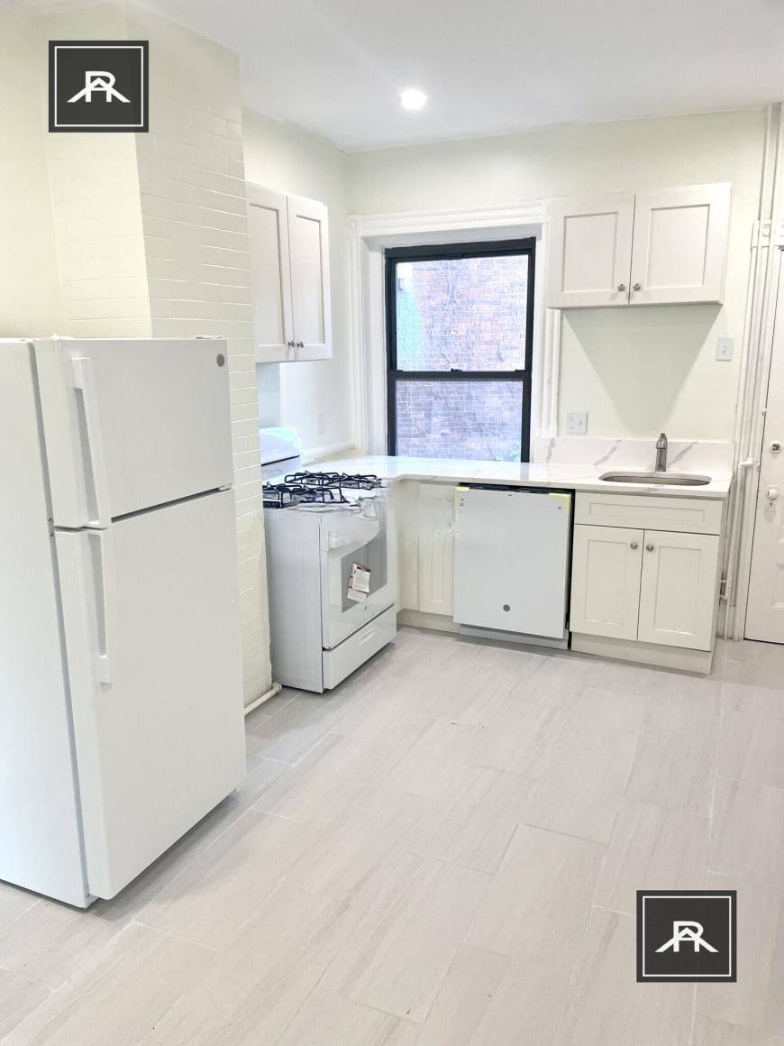 Apartment for rent at 1855 Beacon St #2, Brookline, MA 02445
