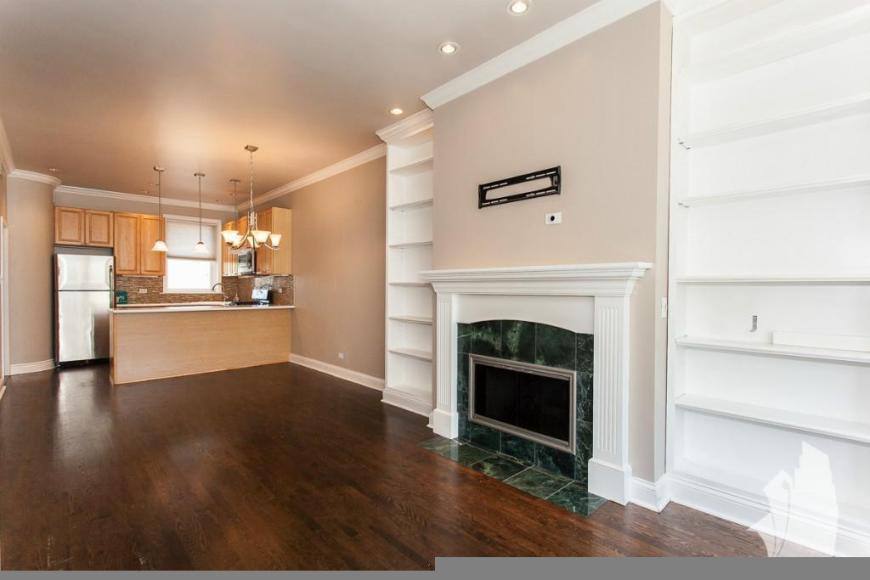 Apartment for rent at 3850 N Southport, Chicago, IL 60613