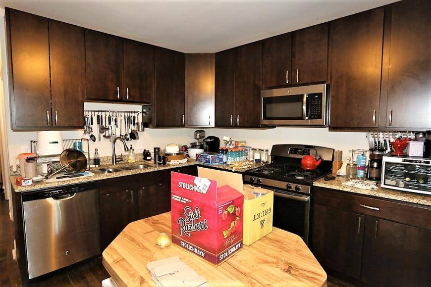 Apartment for rent at 4849 N Seeley Ave #2, Chicago, IL 60625