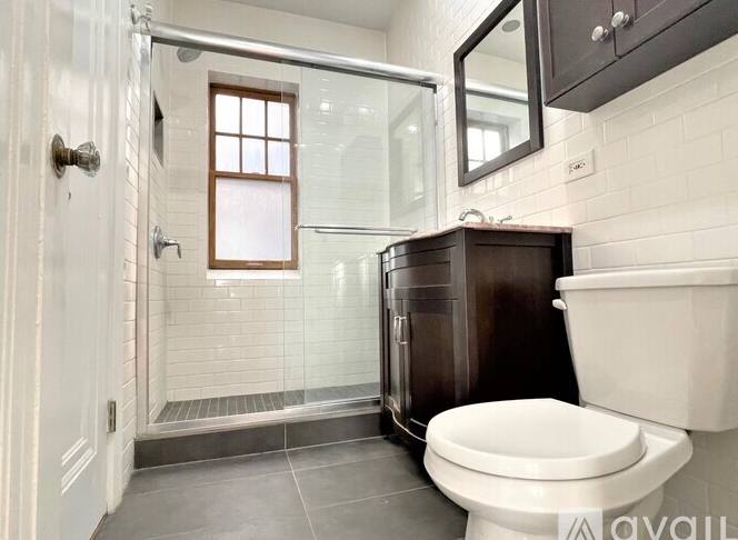 Apartment for rent at 1352 W Carmen Ave #2S, Chicago, IL 60640