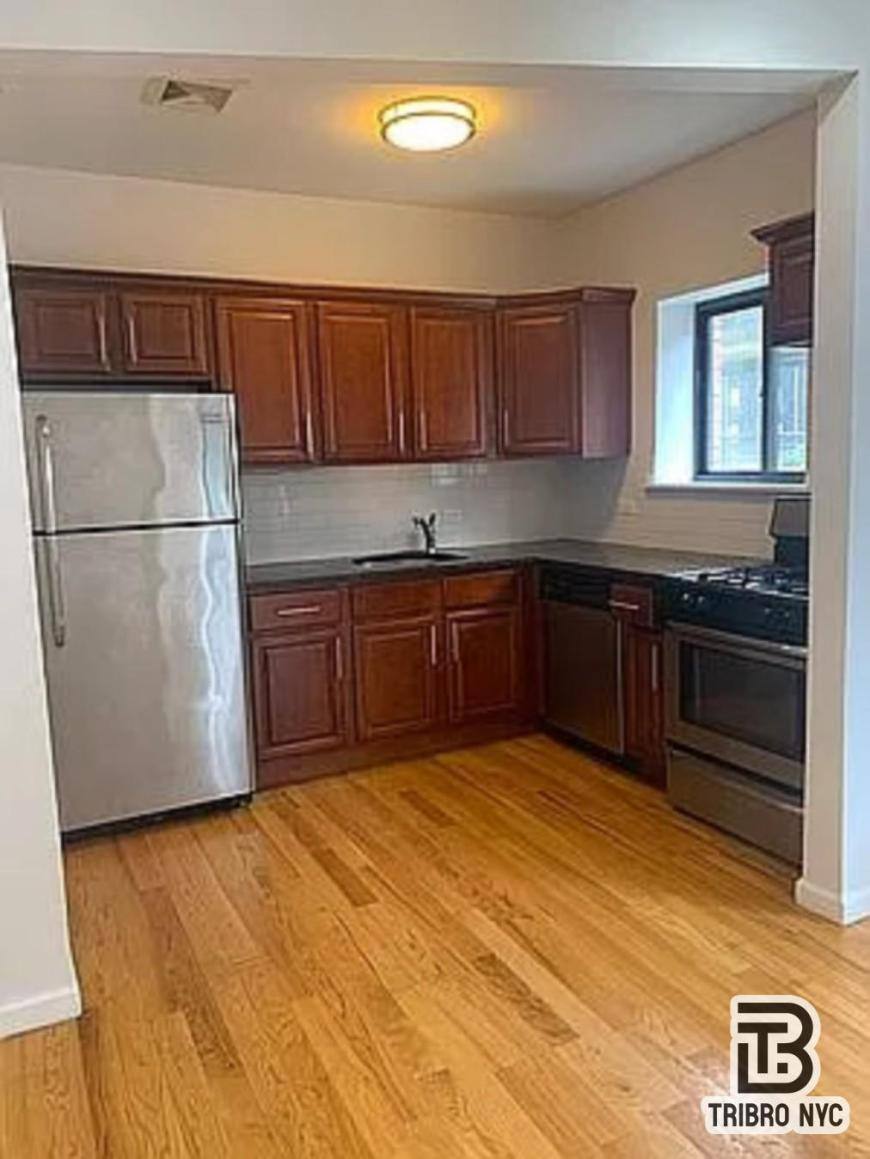 Apartment for rent at 1296 Myrtle Ave #4D, Brooklyn, NY 11221