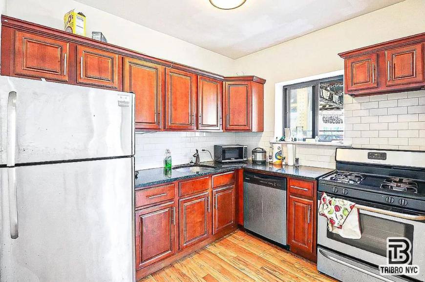 Apartment for rent at 1296 Myrtle Ave #4D, Brooklyn, NY 11221