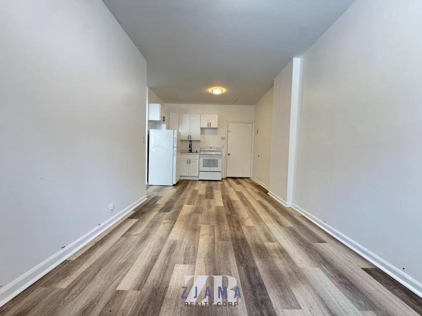Apartment for rent at 824 McDonald Ave #2B, Brooklyn, NY 11218