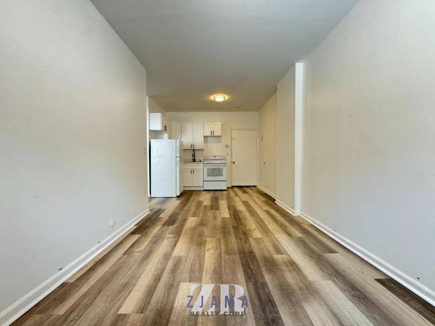 Apartment for rent at 824 McDonald Ave #2B, Brooklyn, NY 11218