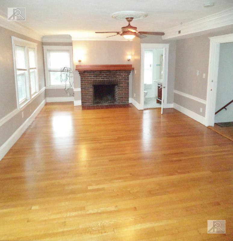 Apartment for rent at 233 Commonwealth Ave #1, Chestnut Hill, MA 02467