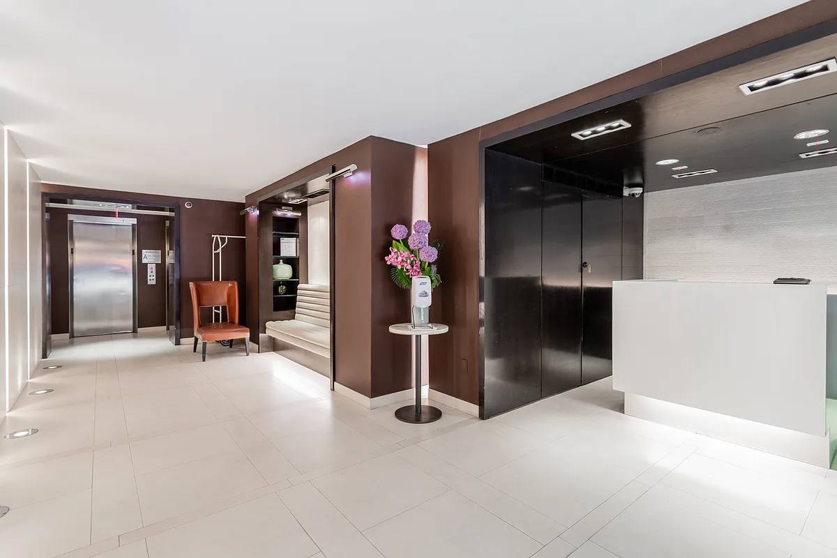 Apartment for rent at 220 E 63rd St #10DD, New York, NY 10065