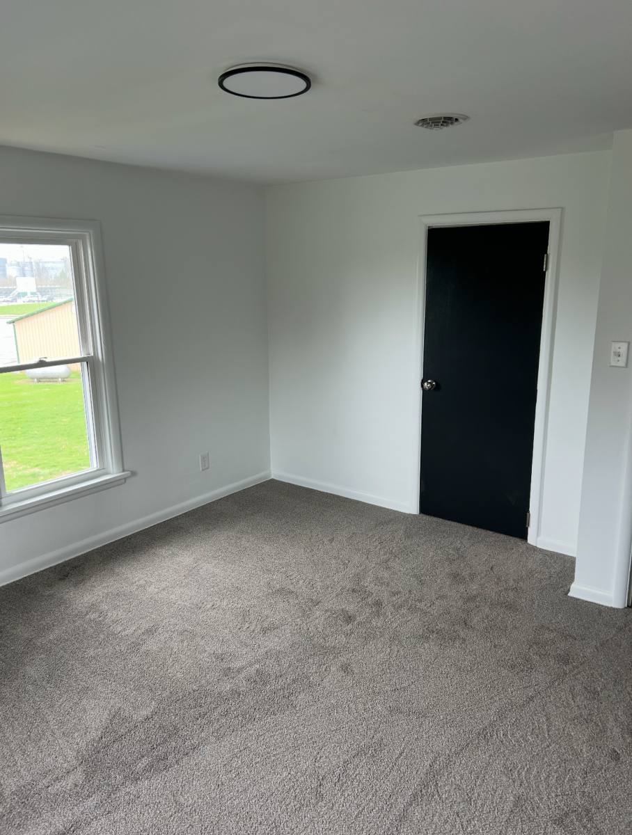 Apartment for rent at 115 High St #B Upstairs, Smithville, OH 44677