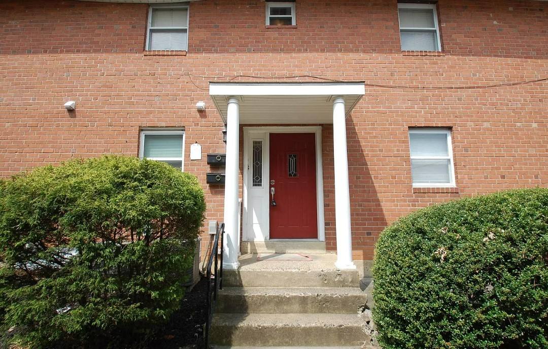 Apartment for rent at 143 W Maryland Ave #FL2 Unitb, Clifton Heights, PA 19018