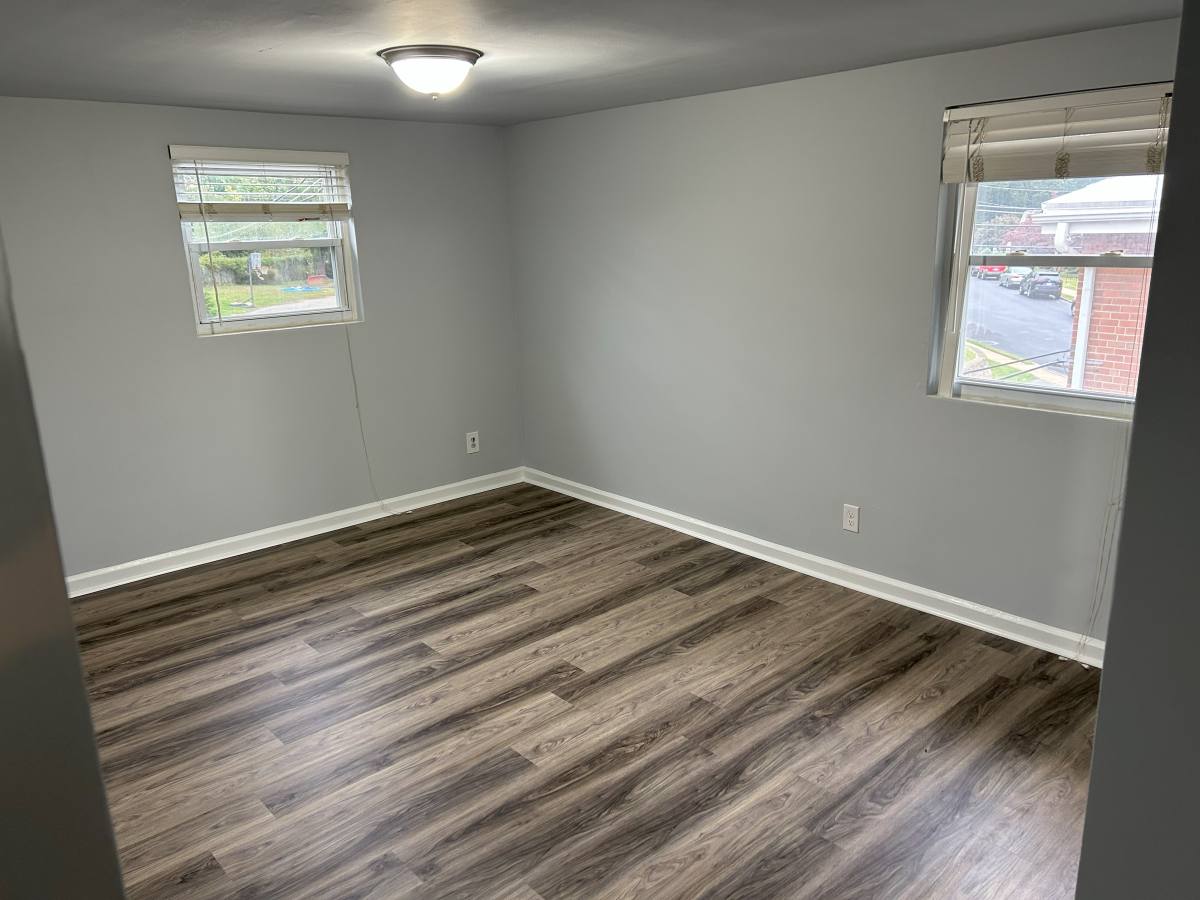 Apartment for rent at 143 W Maryland Ave #FL2 Unitb, Clifton Heights, PA 19018