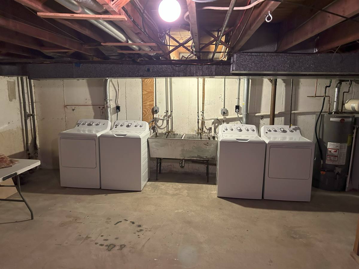 Apartment for rent at 143 W Maryland Ave #FL2 Unitb, Clifton Heights, PA 19018
