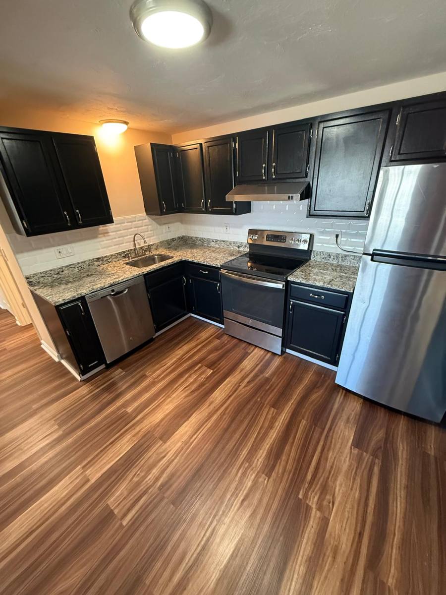 Apartment for rent at 172 Main St #7, Mansfield, MA 02048