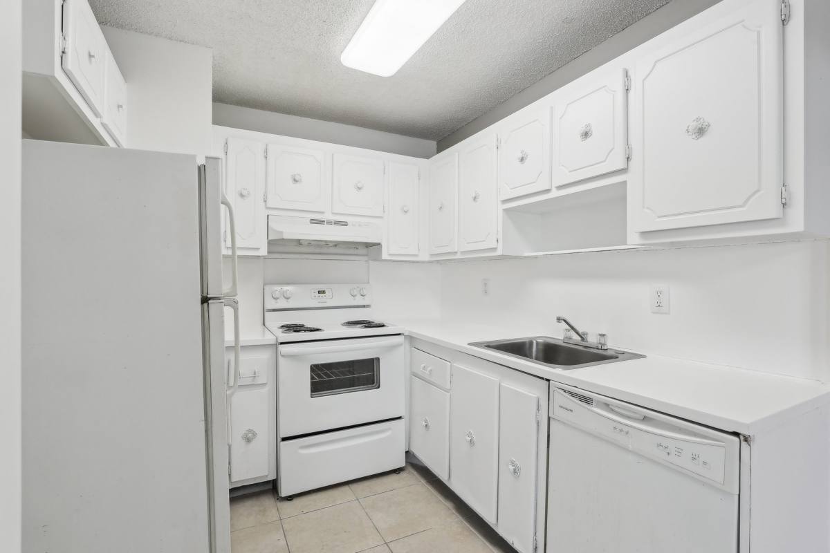 Apartment for rent at Azure Villas, 3252 SW 52nd Ave, Hollywood, FL 33023