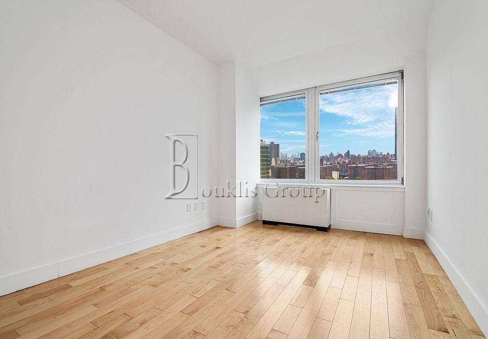Apartment for rent at 246 Pearl St #1210, New York, NY 10038