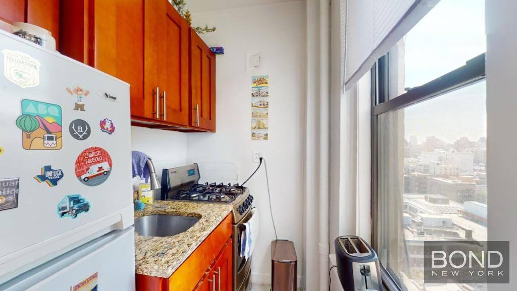 Apartment for rent at 114 W 86th St #16C, New York, NY 10024