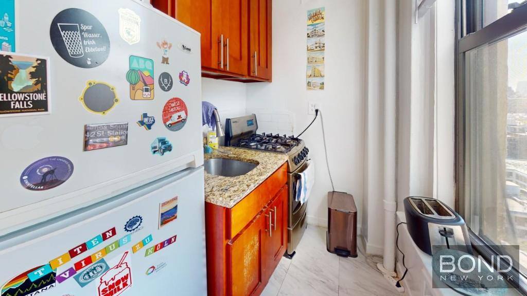 Apartment for rent at 114 W 86th St #16C, New York, NY 10024