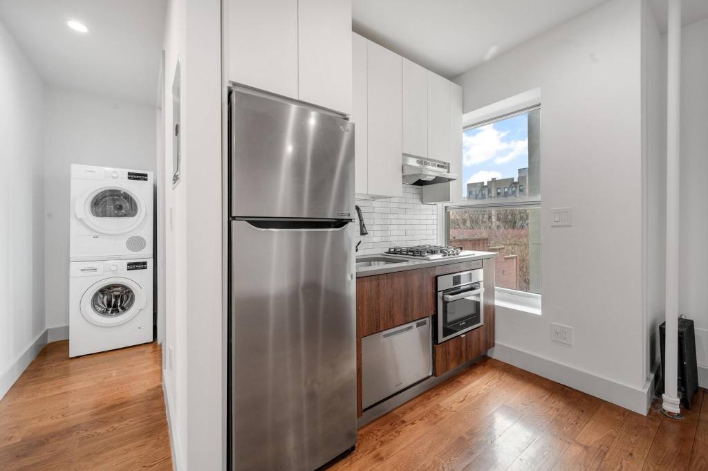 Apartment for rent at 629 E 5th St #2, New York, NY 10009