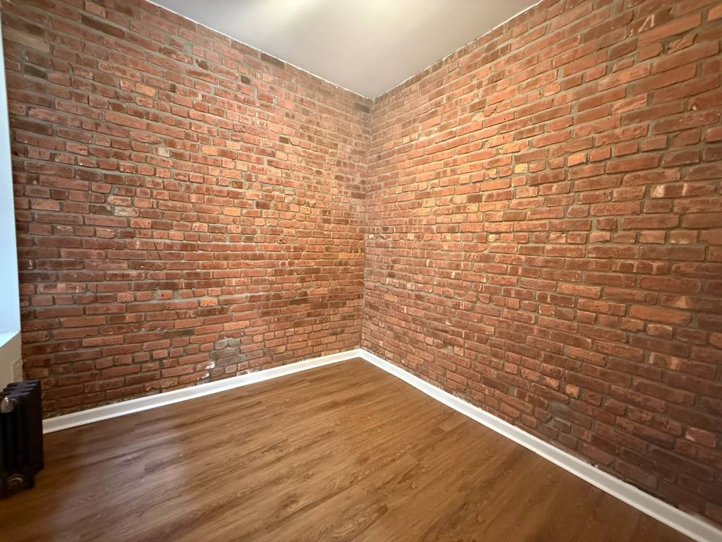 Apartment for rent at 329 Union St #1E, Brooklyn, NY 11231