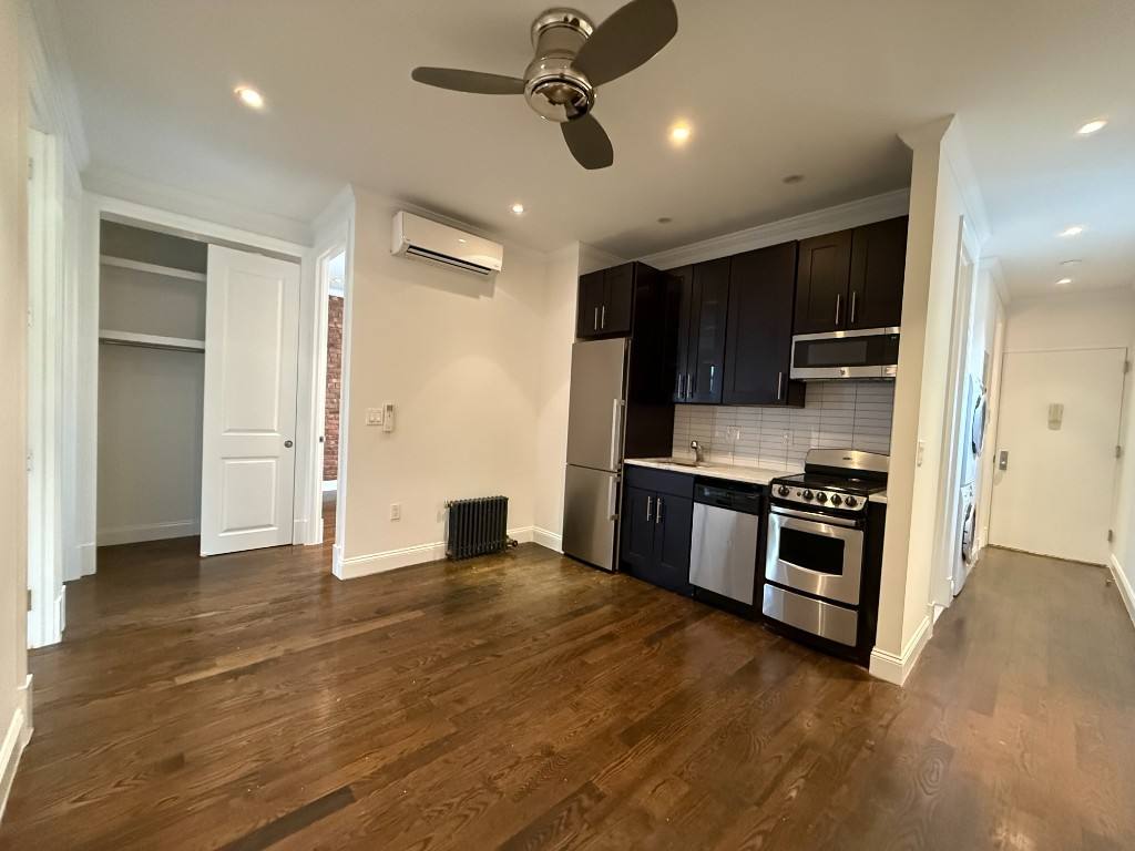 Apartment for rent at 362 11th St #8, Brooklyn, NY 11215