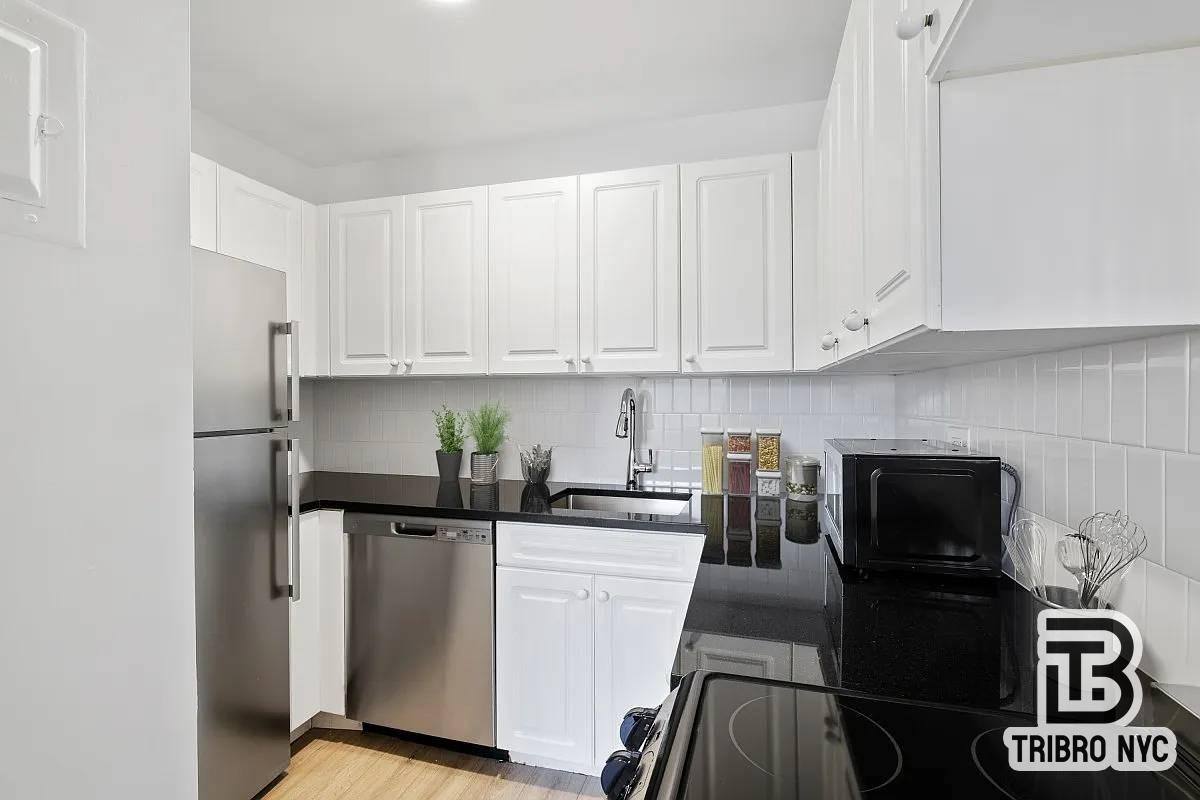 Apartment for rent at 410 W 53rd St #63, New York, NY 10019