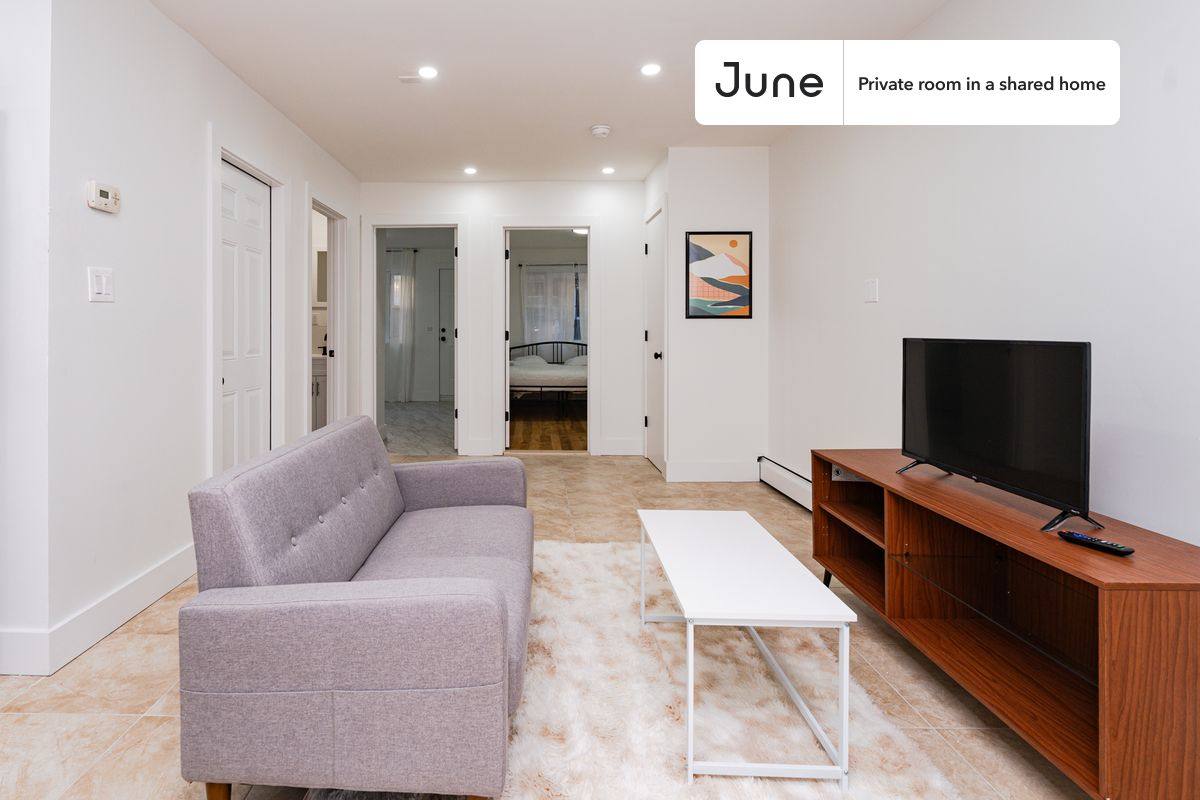 Apartment for rent at 329 Pulaski St, Brooklyn, NY 11206