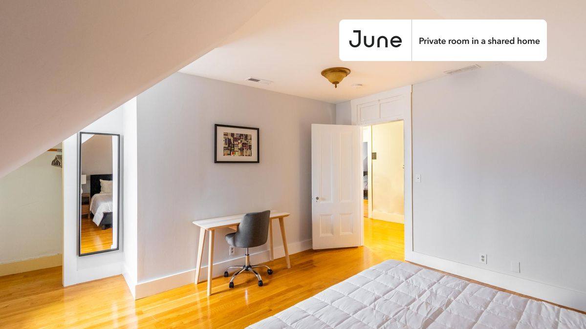 Apartment for rent at 337 Central St, Auburndale, MA 02466