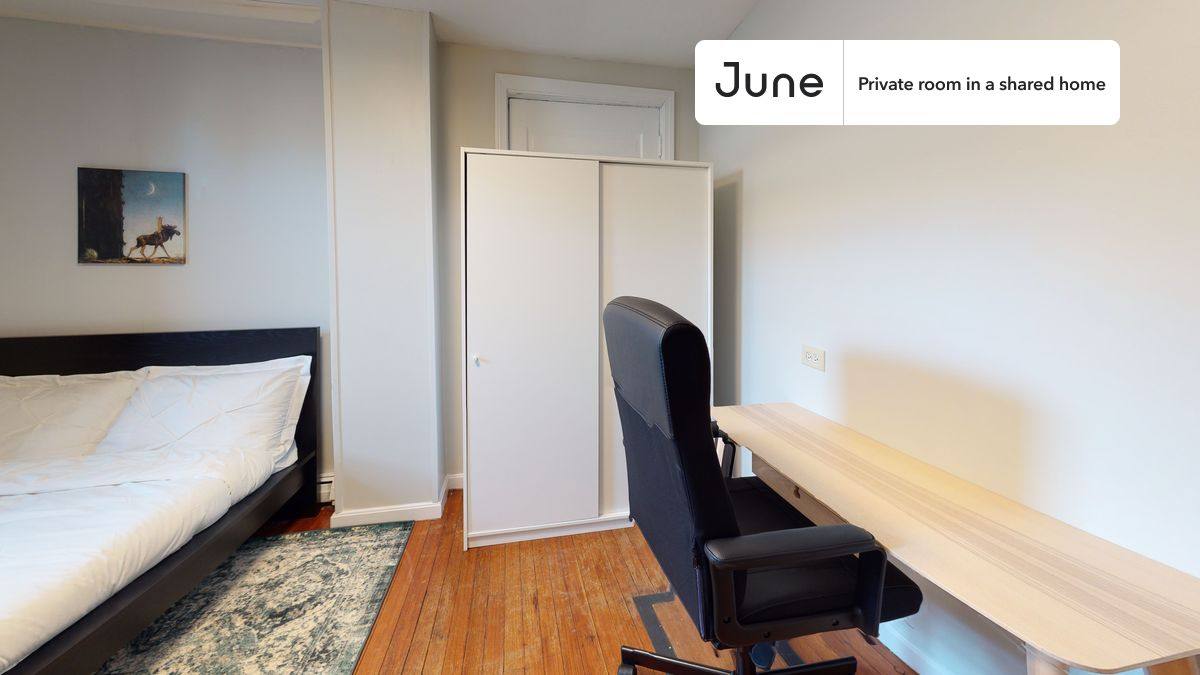 Apartment for rent at 14-18 Bacon St #A, Newton, MA 02458